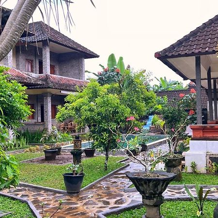 Gusti Home Stay Ubud 外观 照片