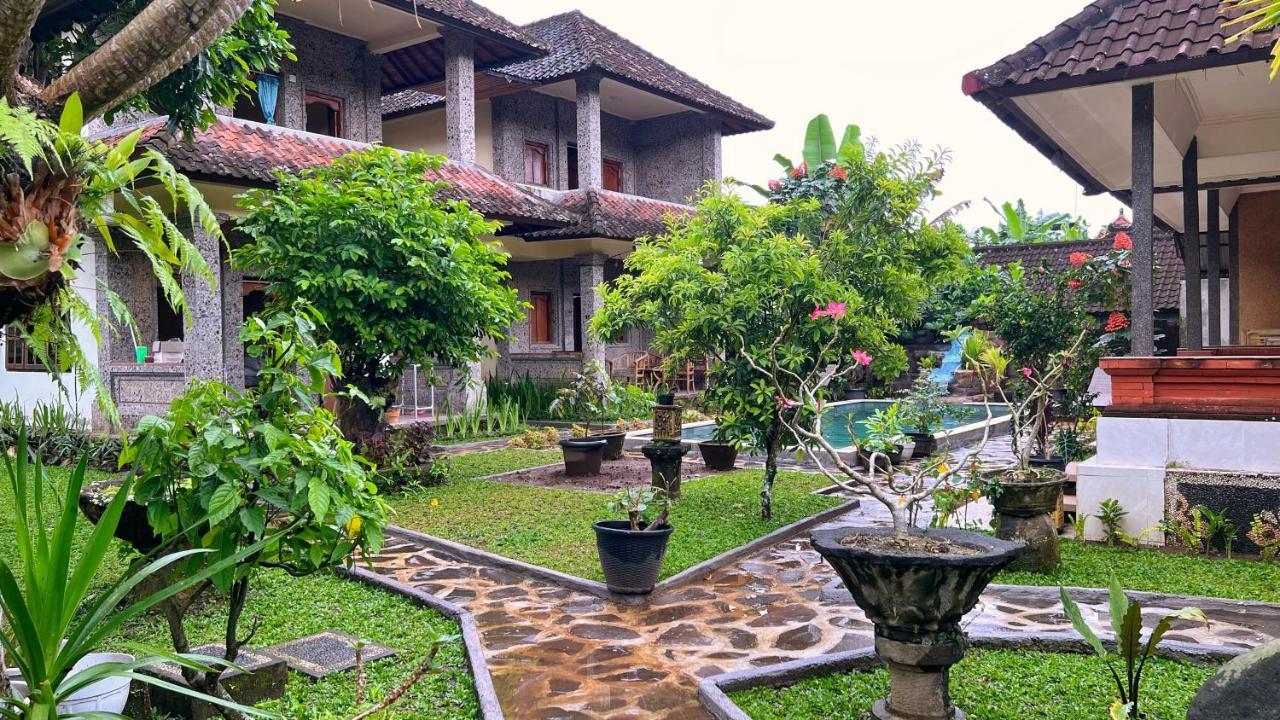 Gusti Home Stay Ubud 外观 照片