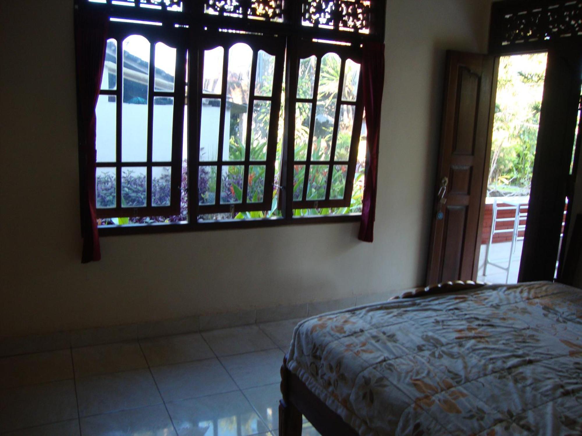 Gusti Home Stay Ubud 客房 照片