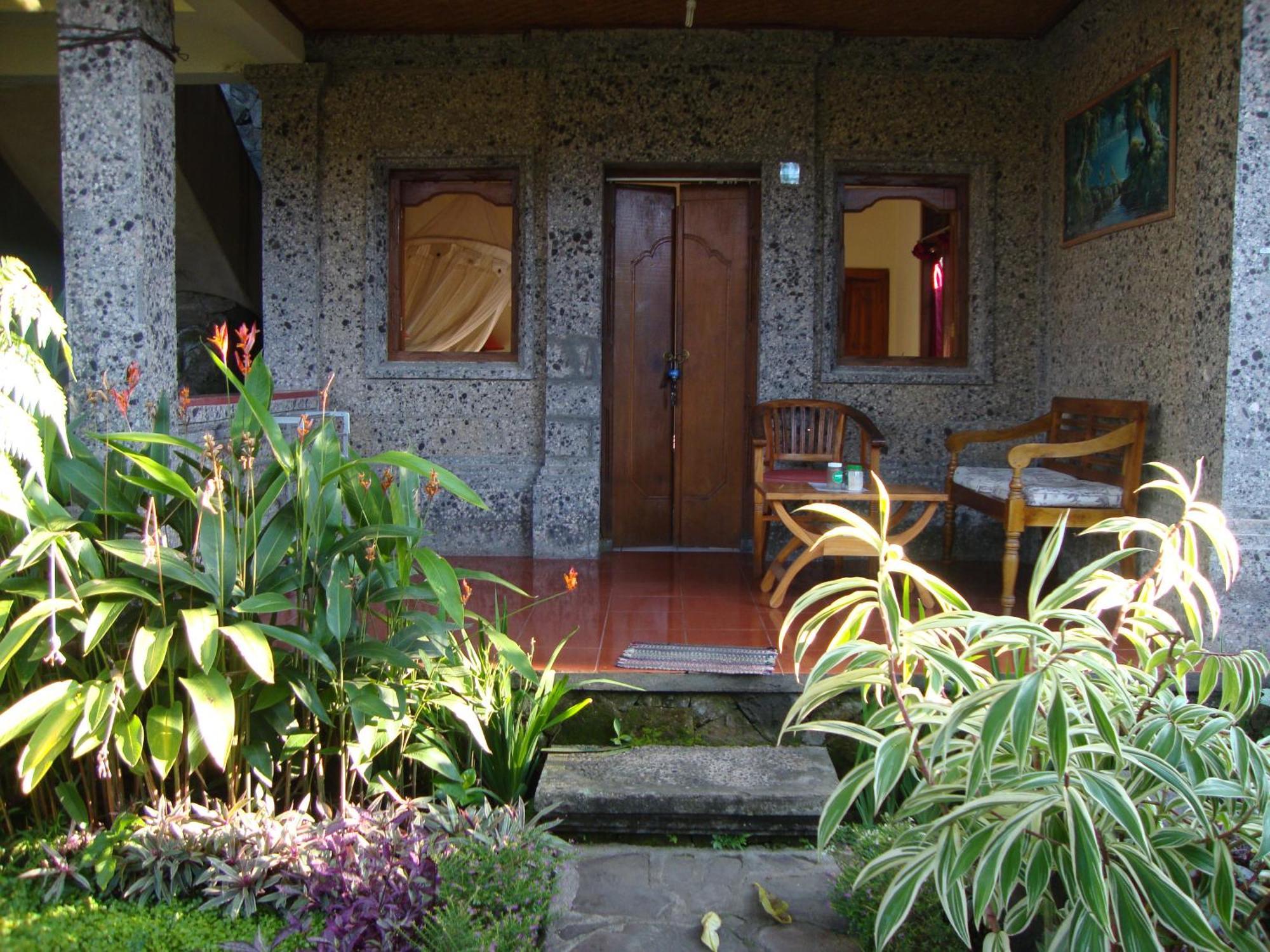 Gusti Home Stay Ubud 客房 照片