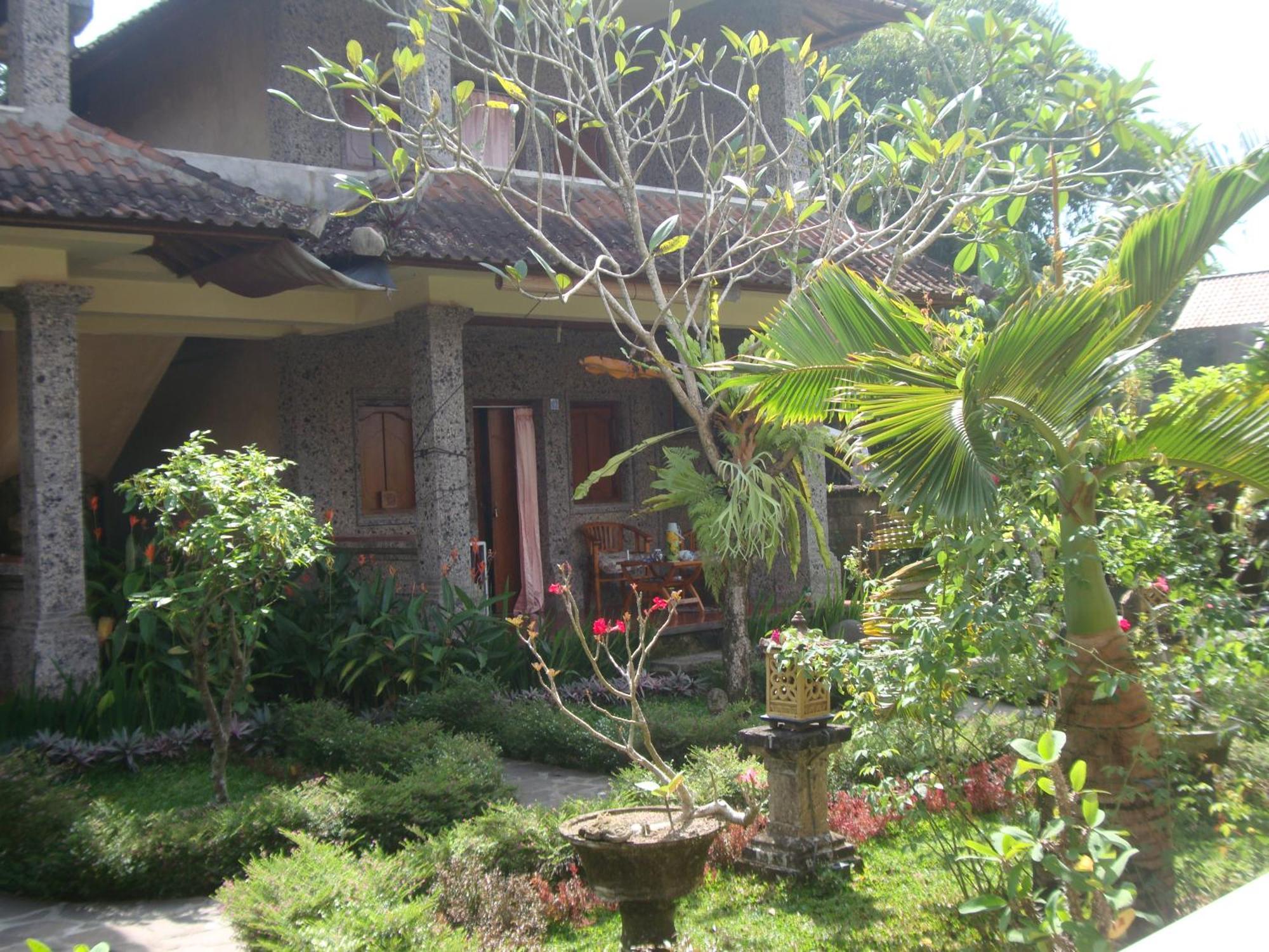 Gusti Home Stay Ubud 外观 照片