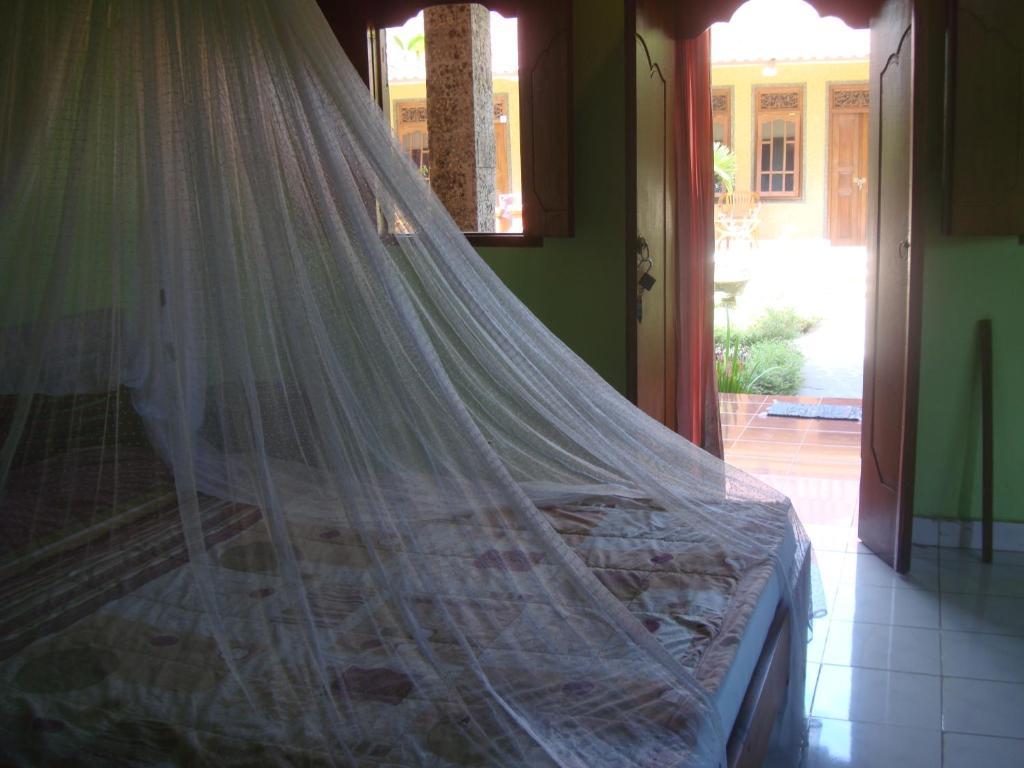 Gusti Home Stay Ubud 客房 照片