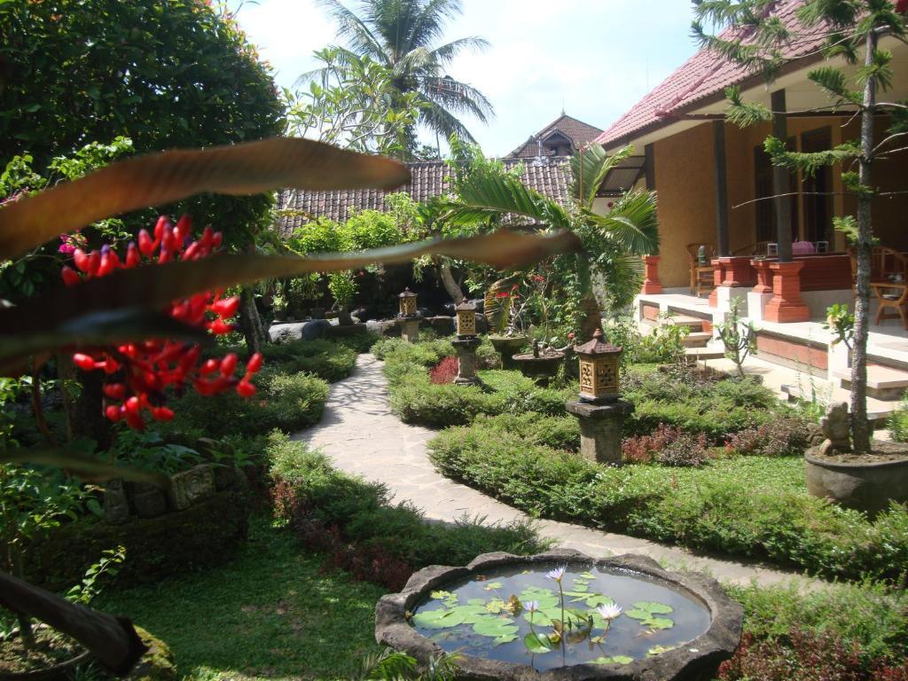 Gusti Home Stay Ubud 客房 照片